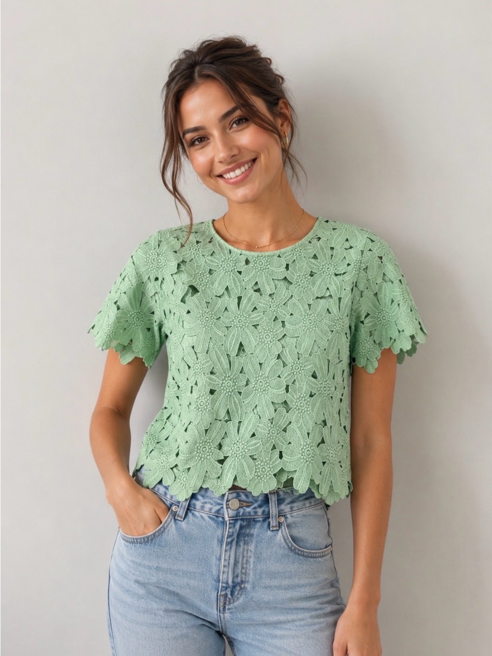 Women’s Renamed Mint Green Lace Floral Crop Top Size Small Chic Retro Fresh